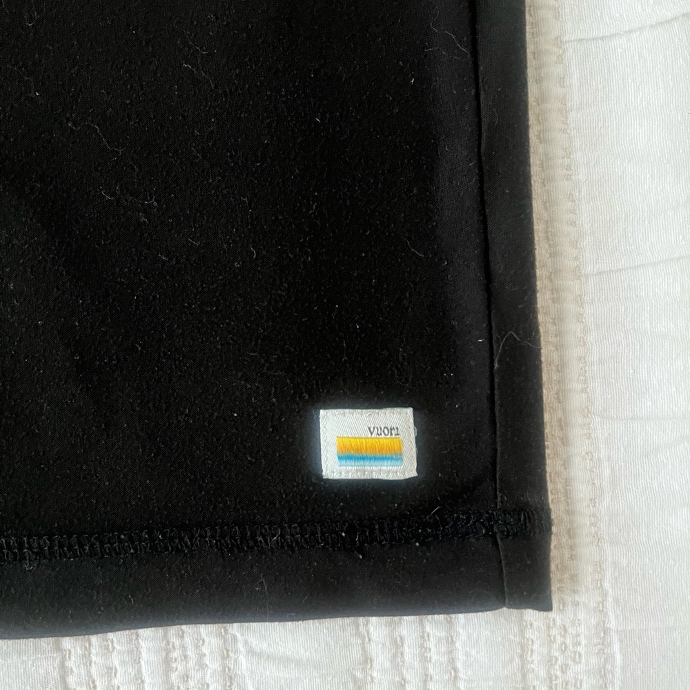 Men's Vuori Strato Tech Tee- Black - Picture 8 of 9